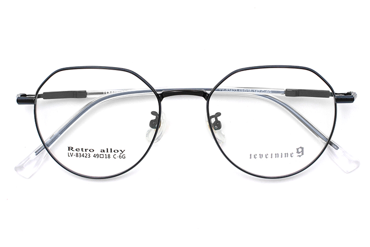 Últimas monturas de gafas para hombres: negro