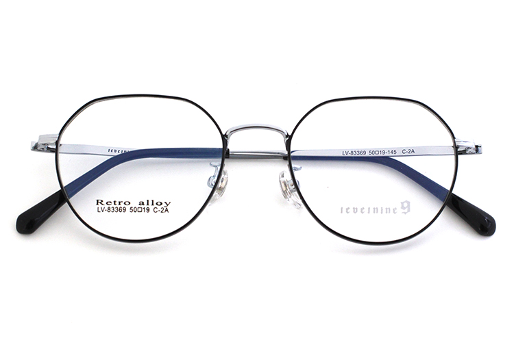 Gafas populares: negro y plateado