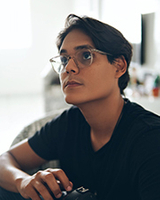 Minorista óptico de Malasia, Darren