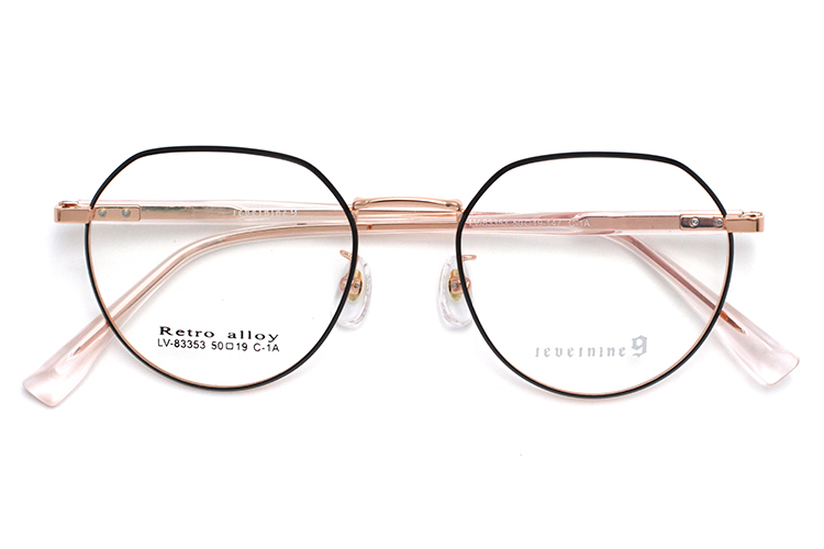 Montura Chasma de tendencia: negro y dorado